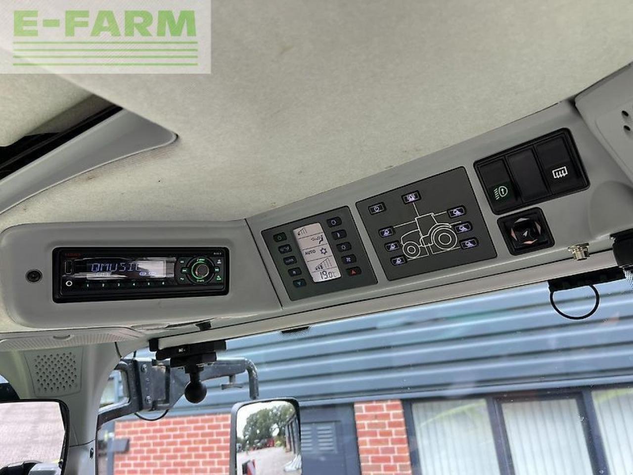 Traktor del tipo CLAAS arion 660 c-matic, Gebrauchtmaschine In ag BROEKLAND (Immagine 12)