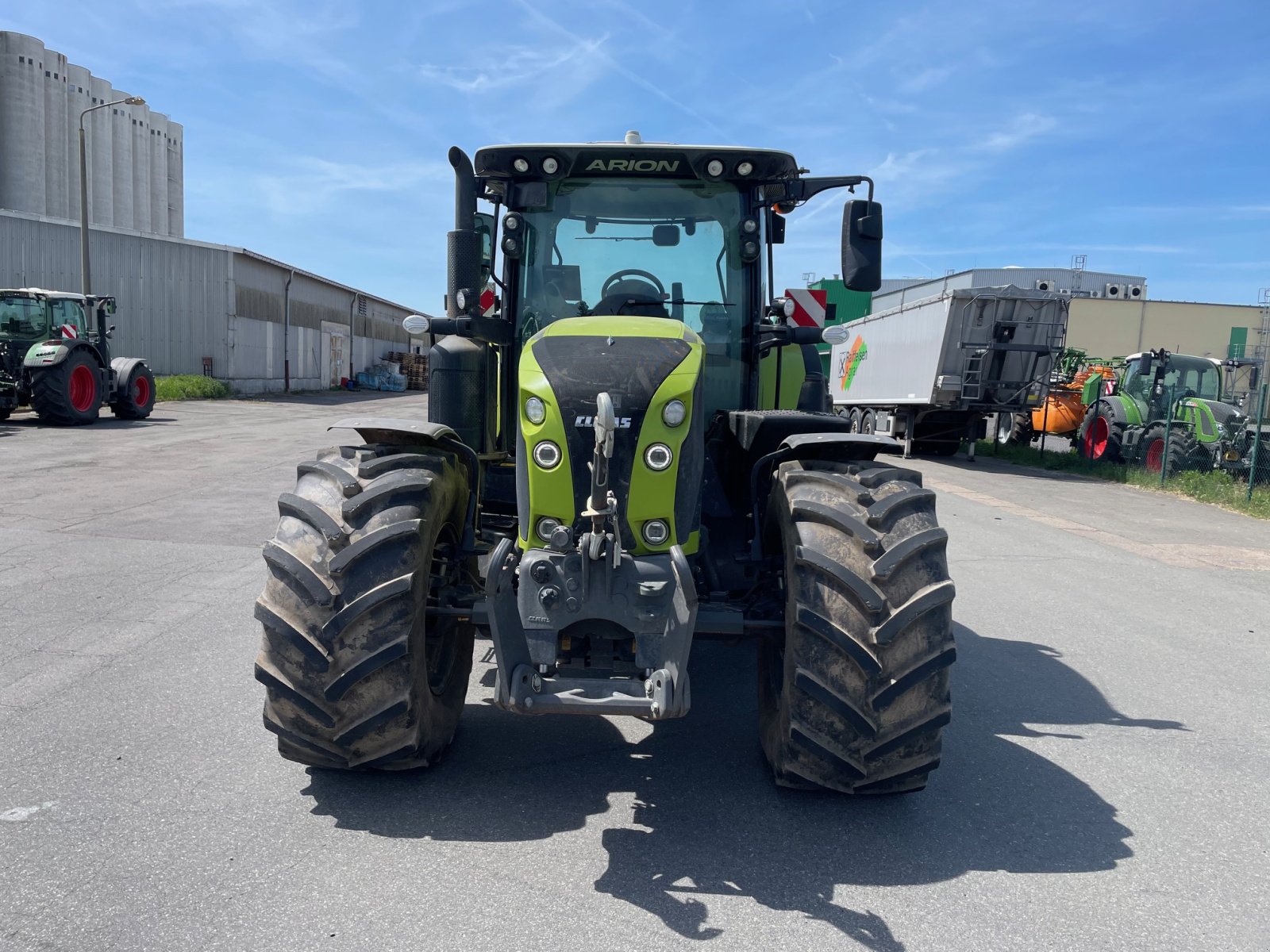 Traktor des Typs CLAAS Arion 660 C-matic, Gebrauchtmaschine in Ebeleben (Bild 3)