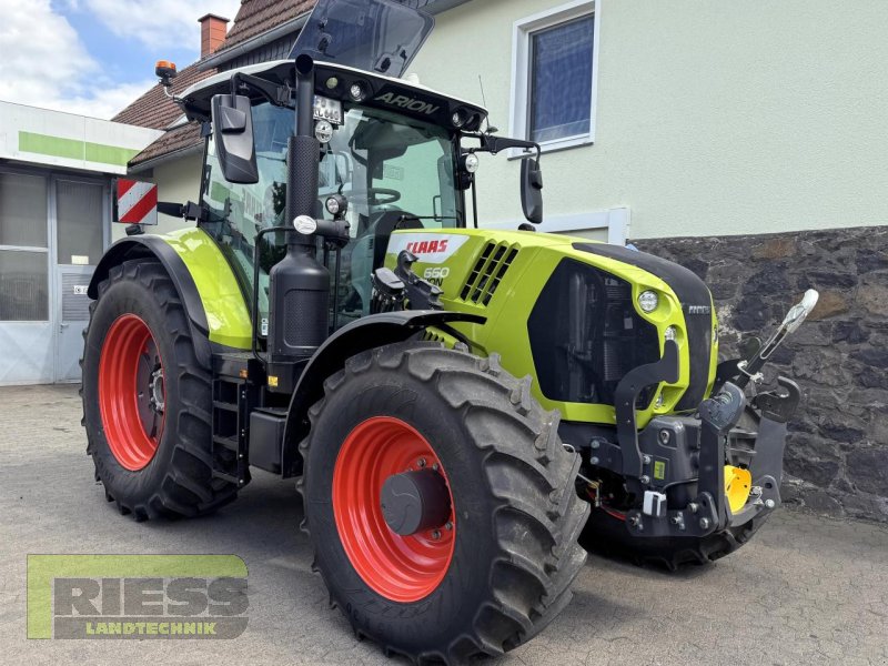 Traktor des Typs CLAAS ARION 660 CEBIS Cmatic A97, Vorführmaschine in Homberg/Ohm - Maulbach (Bild 1)