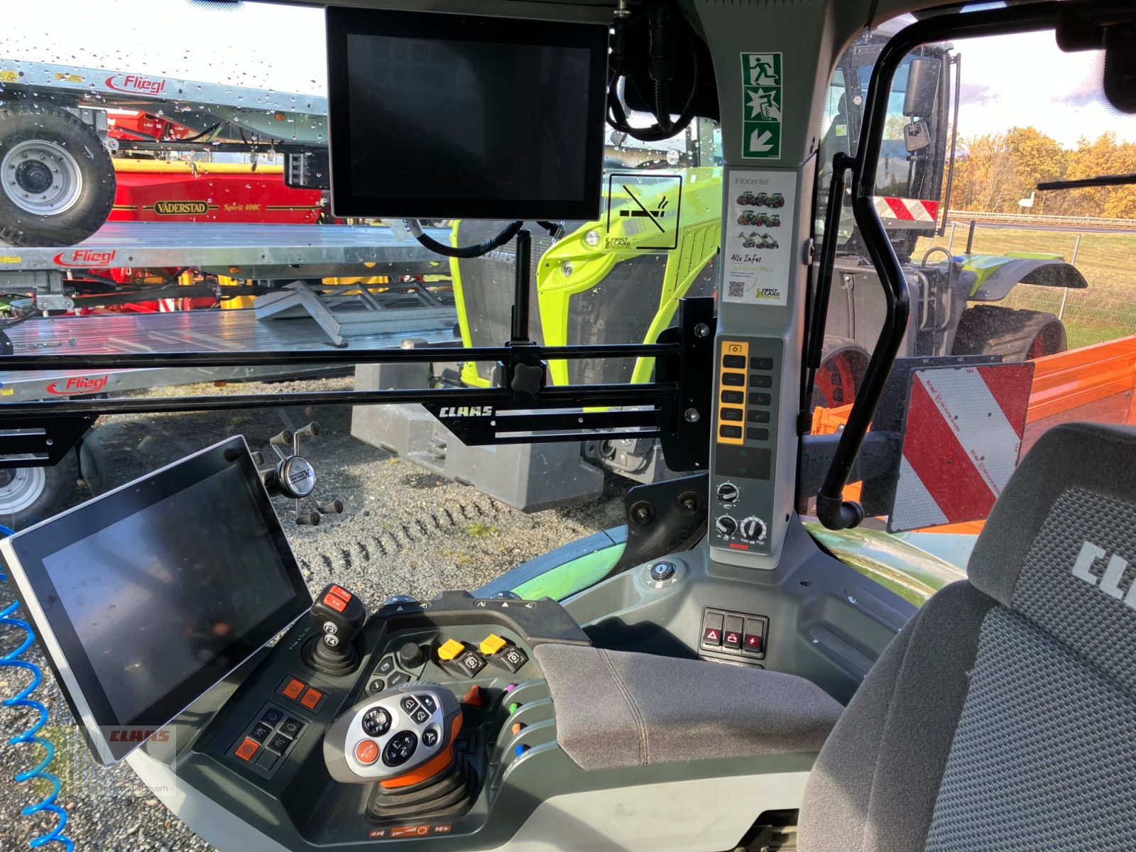 Traktor типа CLAAS Arion 660 CMATIC CEBIS CEMIS, Neumaschine в Altenstadt a.d. Waldnaab (Фотография 17)