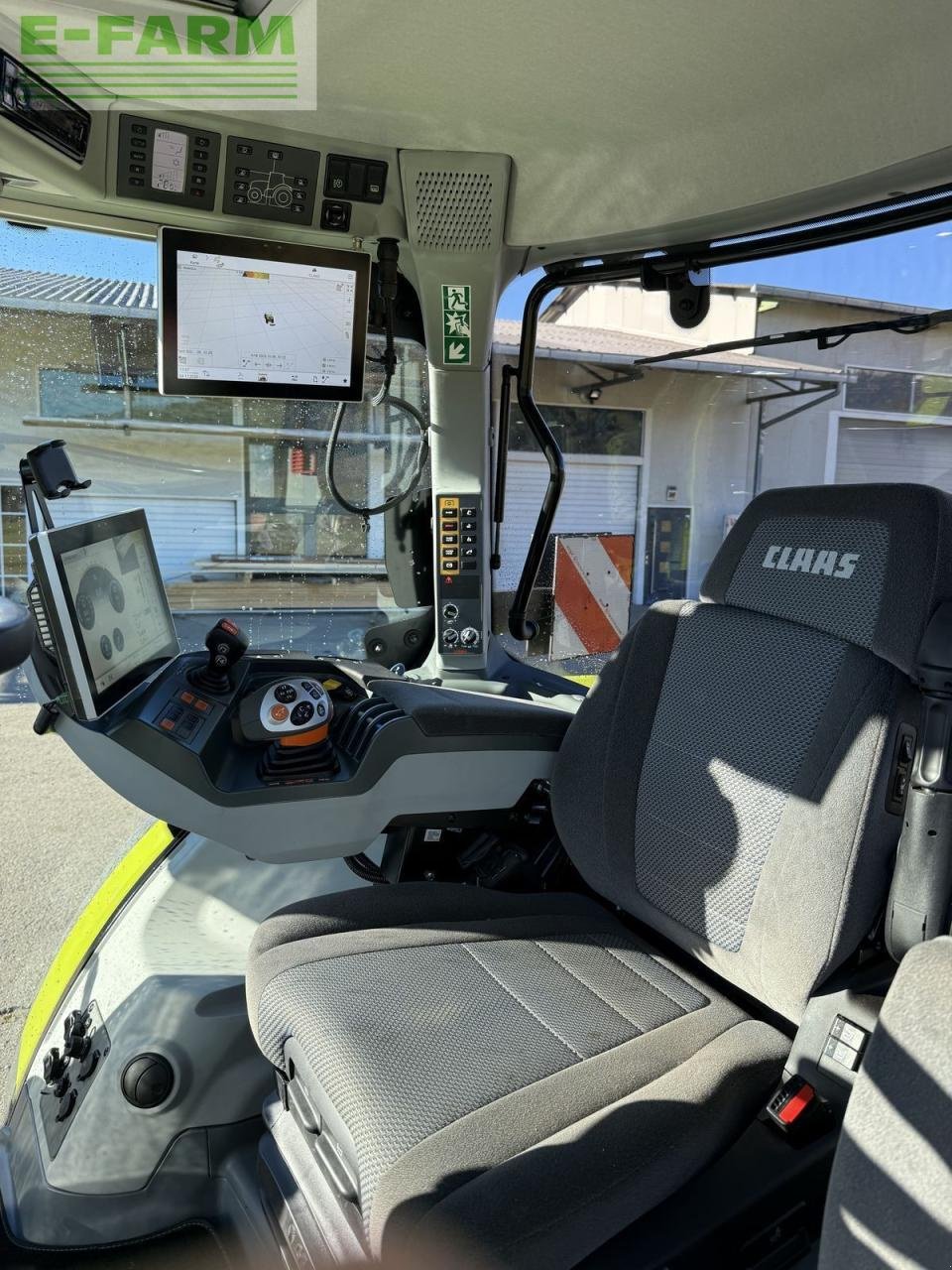 Traktor des Typs CLAAS arion 660 cmatic cebis CMATIC CEBIS, Gebrauchtmaschine in MÜHLEN (Bild 12)