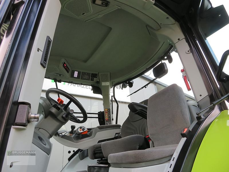 Traktor типа CLAAS Arion 660 CMATIC CEBIS, Frontlader & 4300 Stunden, Gebrauchtmaschine в Meppen (Фотография 13)