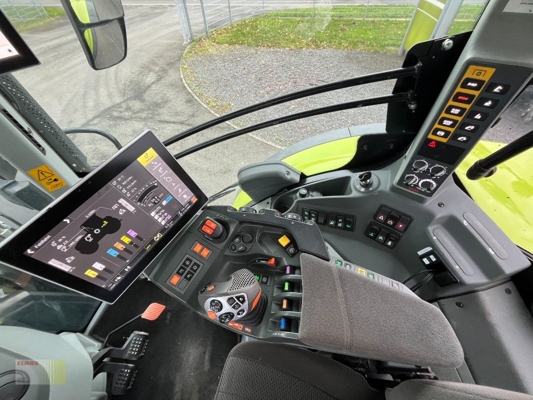 Traktor a típus CLAAS ARION 660 CMATIC CEBIS, Frontlader FL 150, CEMIS 1200 RTK, Fahrer Paket PREMIUM, Gebrauchtmaschine ekkor: Molbergen (Kép 18)