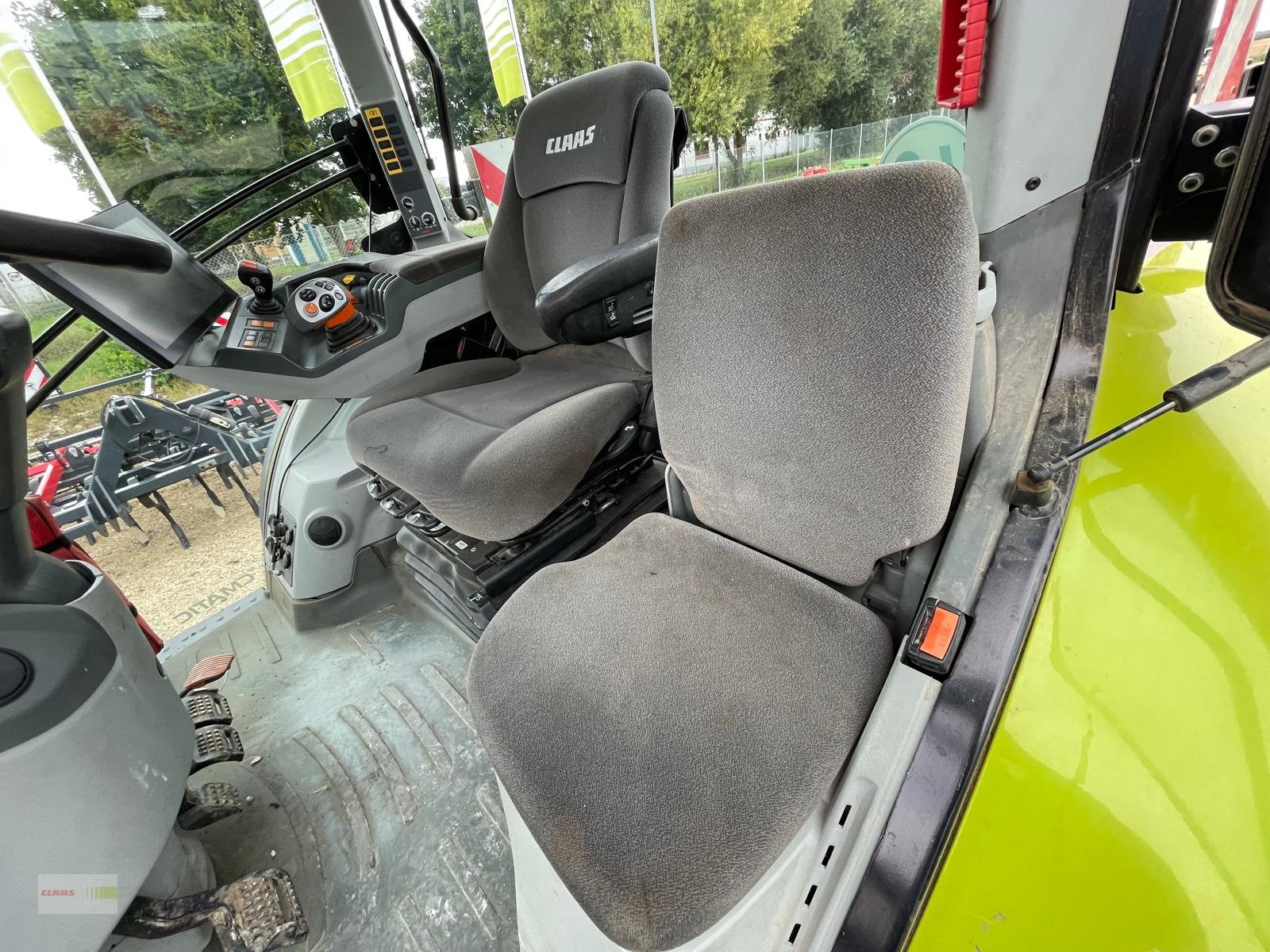 Traktor des Typs CLAAS Arion 660 CMATIC CEBIS  PREISREDUZIERT, Gebrauchtmaschine in Langenau (Bild 9)