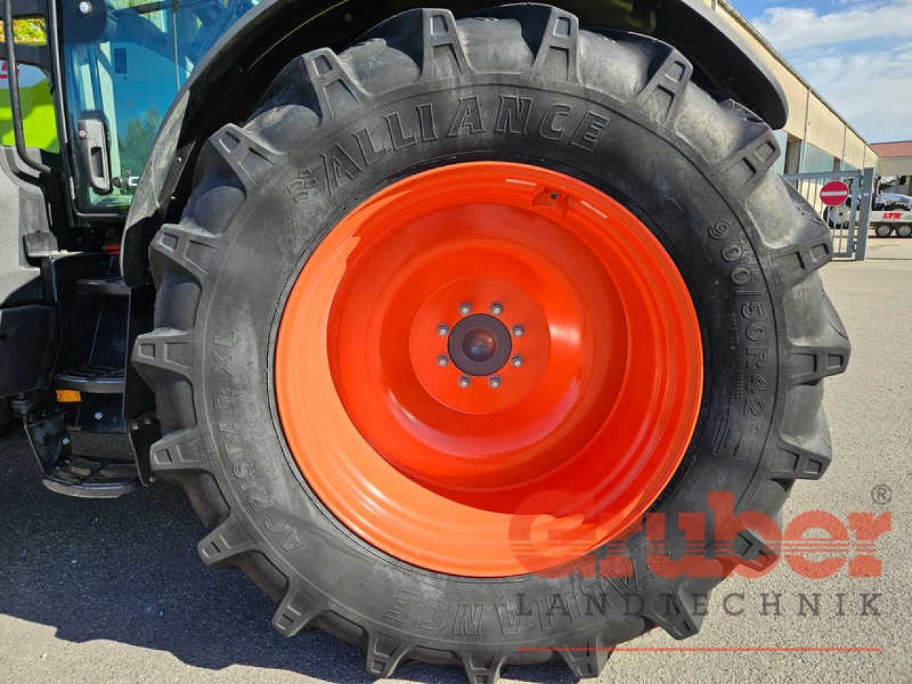 Traktor des Typs CLAAS Arion 660 CMATIC CEBIS RTK-Lenksystem, Gebrauchtmaschine in Ampfing (Bild 13)