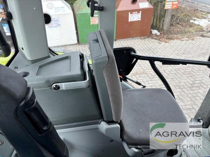 Traktor del tipo CLAAS ARION 660 CMATIC CEBIS, Gebrauchtmaschine In Barsinghausen-Göxe (Immagine 29)