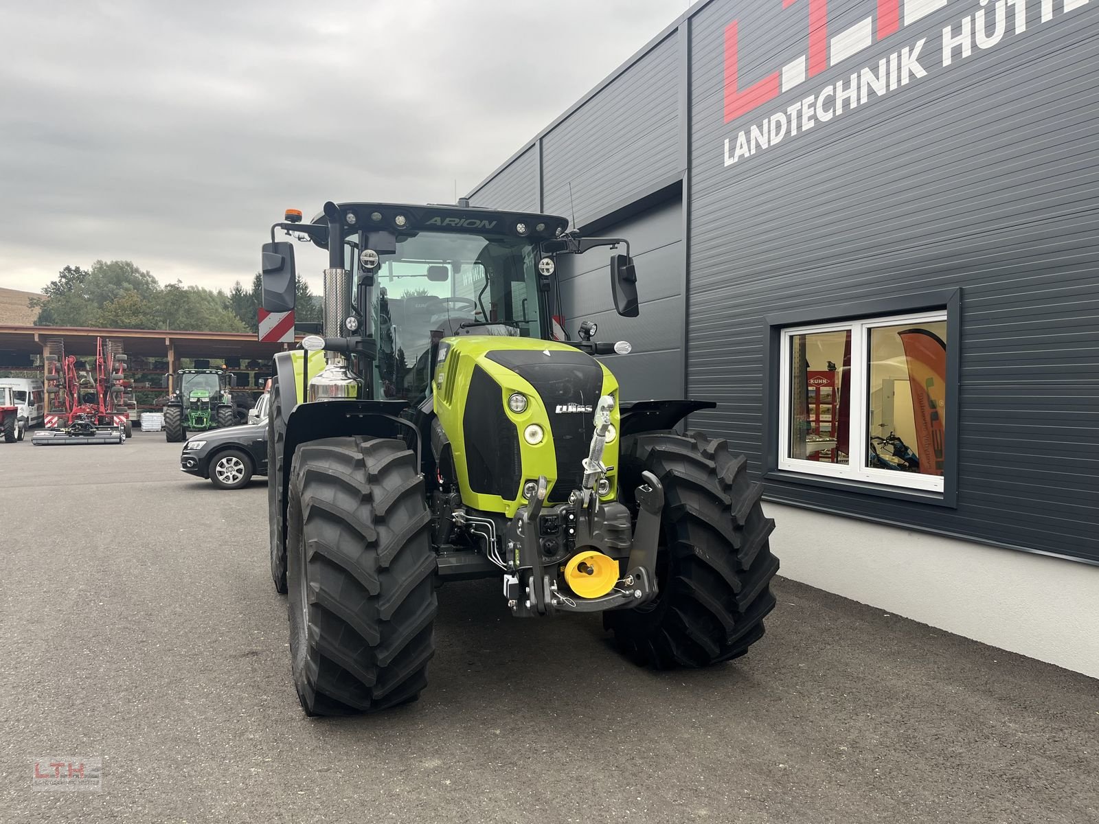 Traktor of the type CLAAS Arion 660 CMATIC CEBIS, Neumaschine in Gnas (Picture 15)
