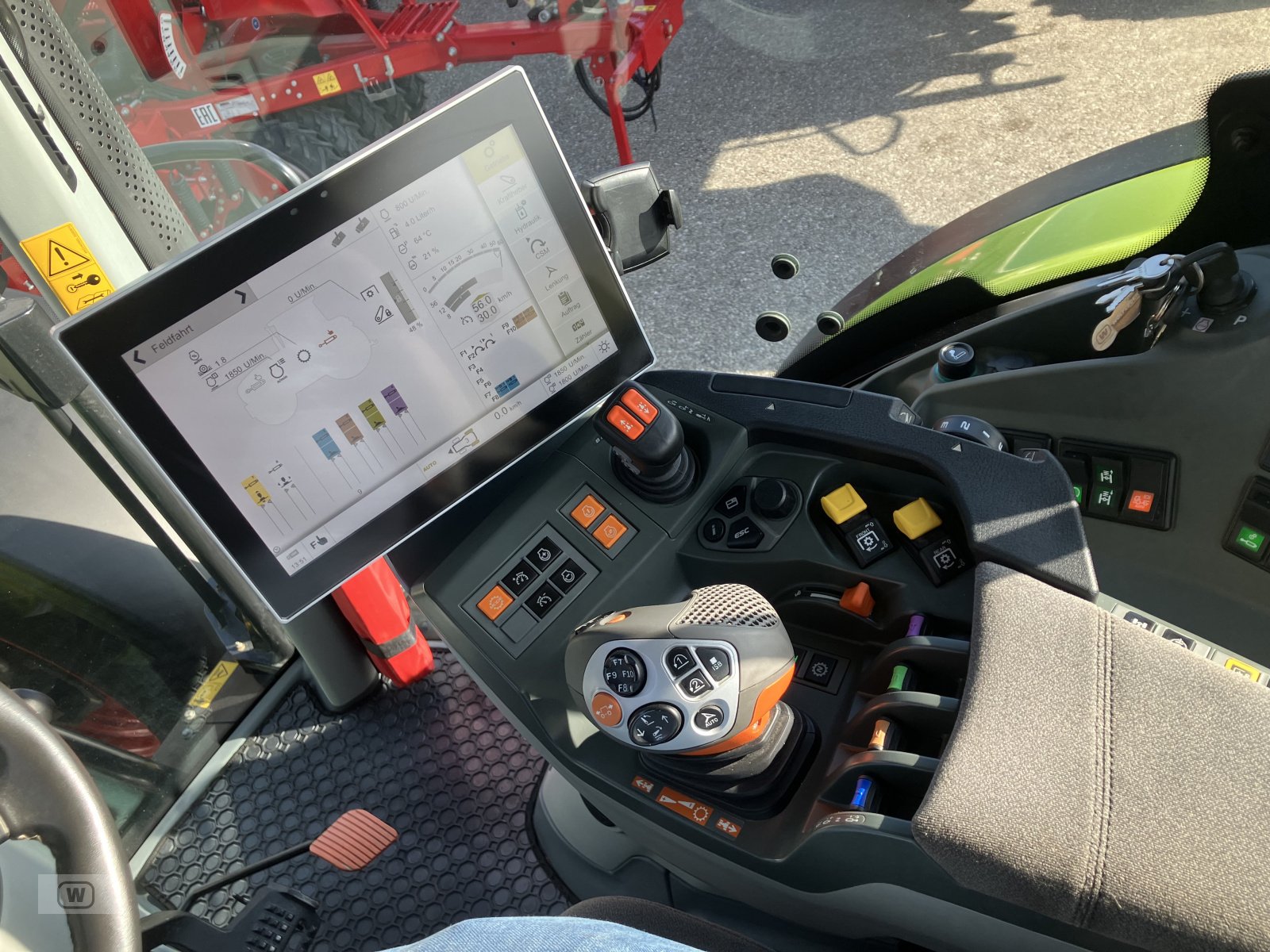 Traktor of the type CLAAS ARION 660 CMATIC CEBIS, Gebrauchtmaschine in Zell an der Pram (Picture 23)