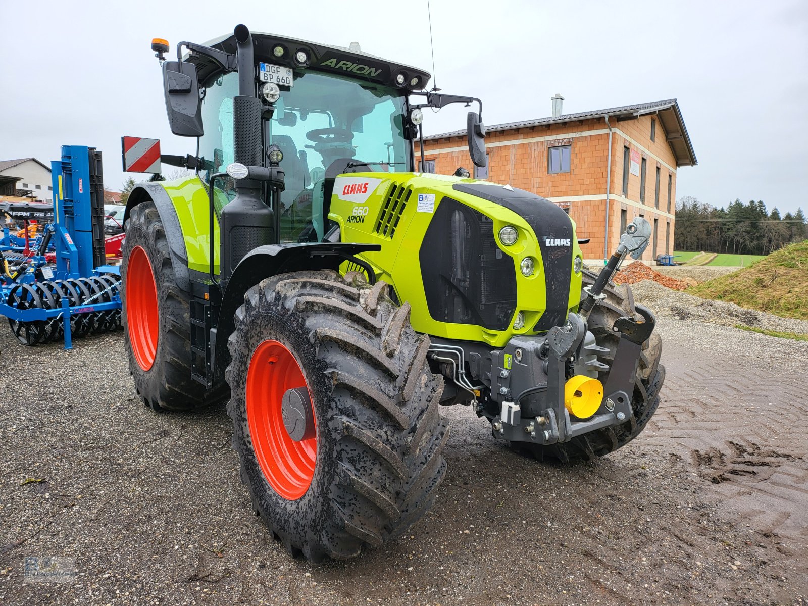 Traktor du type CLAAS ARION 660 CMATIC CEBIS, Neumaschine en Frontenhausen (Photo 1)