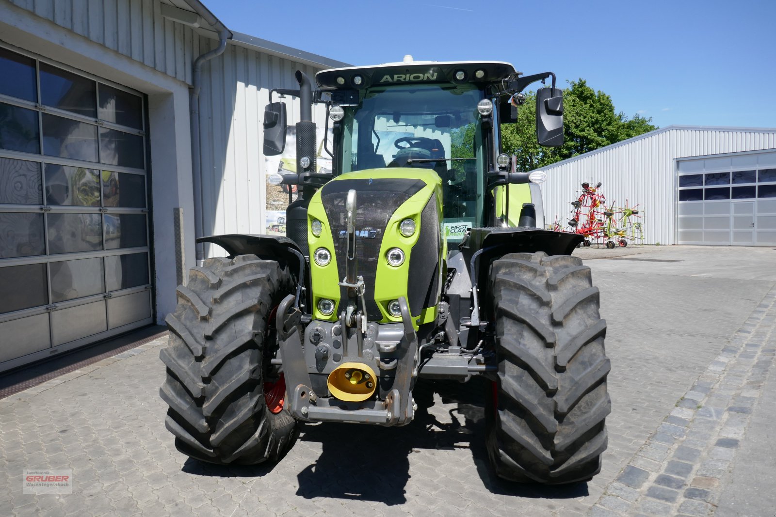 Traktor tipa CLAAS ARION 660 CMATIC CEBIS, Gebrauchtmaschine u Dorfen (Slika 3)