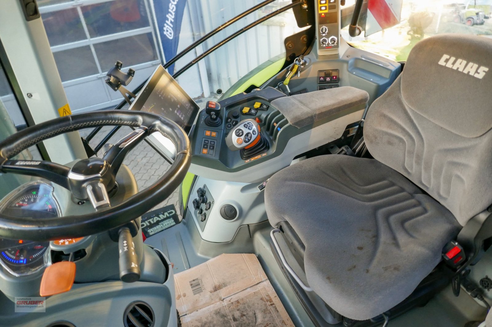 Traktor del tipo CLAAS ARION 660 CMATIC CEBIS, Gebrauchtmaschine In Dorfen (Immagine 10)