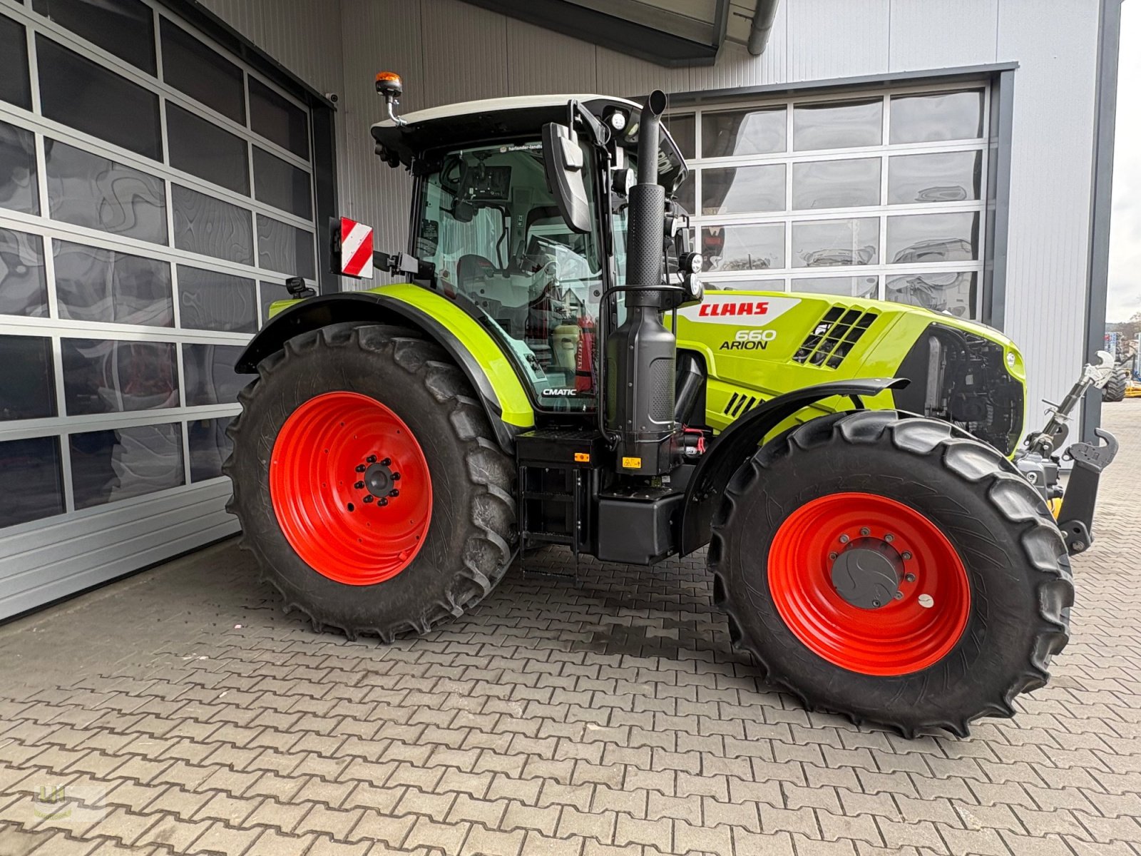 Traktor типа CLAAS ARION 660 CMATIC CEBIS, Gebrauchtmaschine в Aresing (Фотография 3)