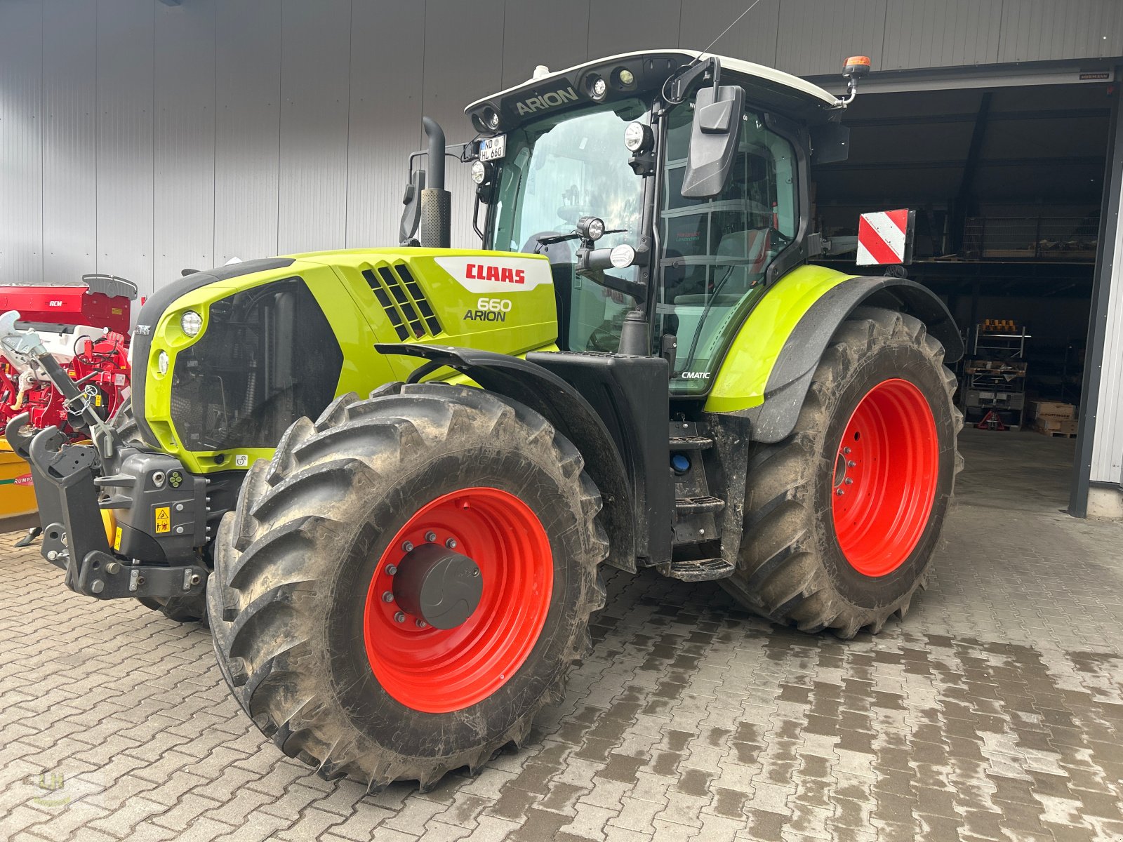 Traktor a típus CLAAS ARION 660 CMATIC CEBIS, Gebrauchtmaschine ekkor: Aresing (Kép 2)