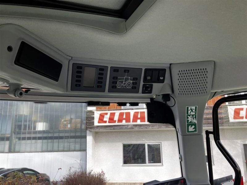 Traktor des Typs CLAAS ARION 660 CMATIC CEBIS, Neumaschine in Grabenstätt-Erlstätt (Bild 8)