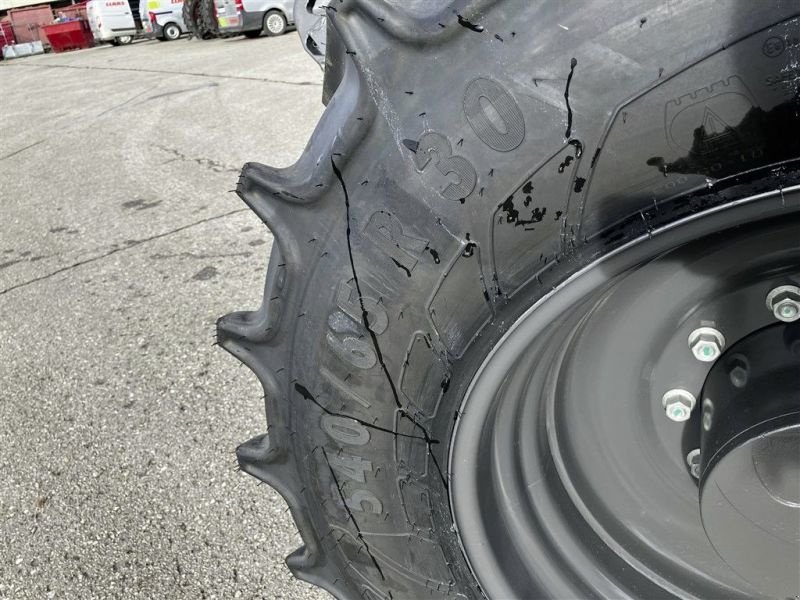 Traktor des Typs CLAAS ARION 660 CMATIC CEBIS, Neumaschine in Grabenstätt-Erlstätt (Bild 10)