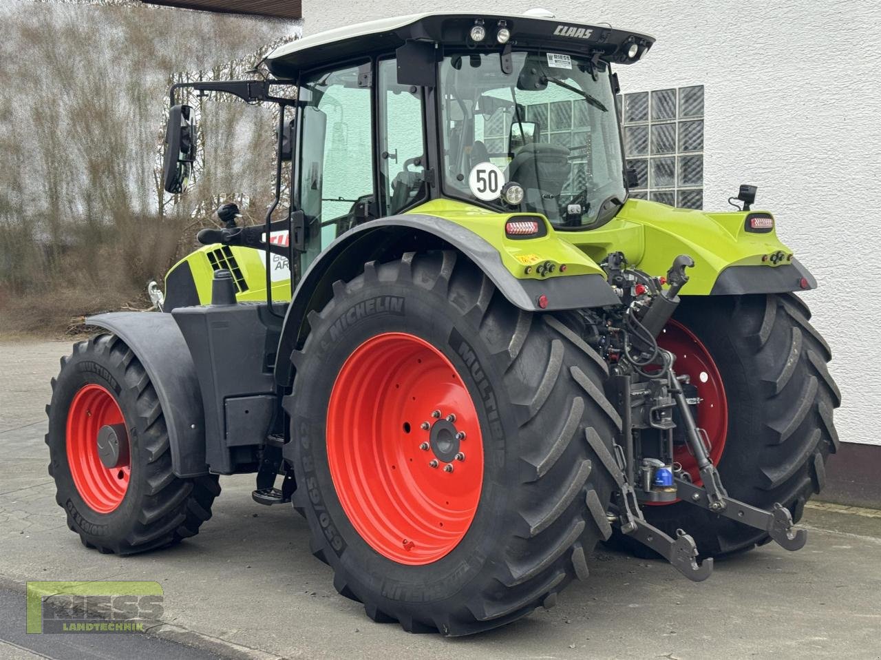 Traktor of the type CLAAS ARION 660 CMATIC CEBIS, Gebrauchtmaschine in Homberg (Ohm) - Maulbach (Picture 9)