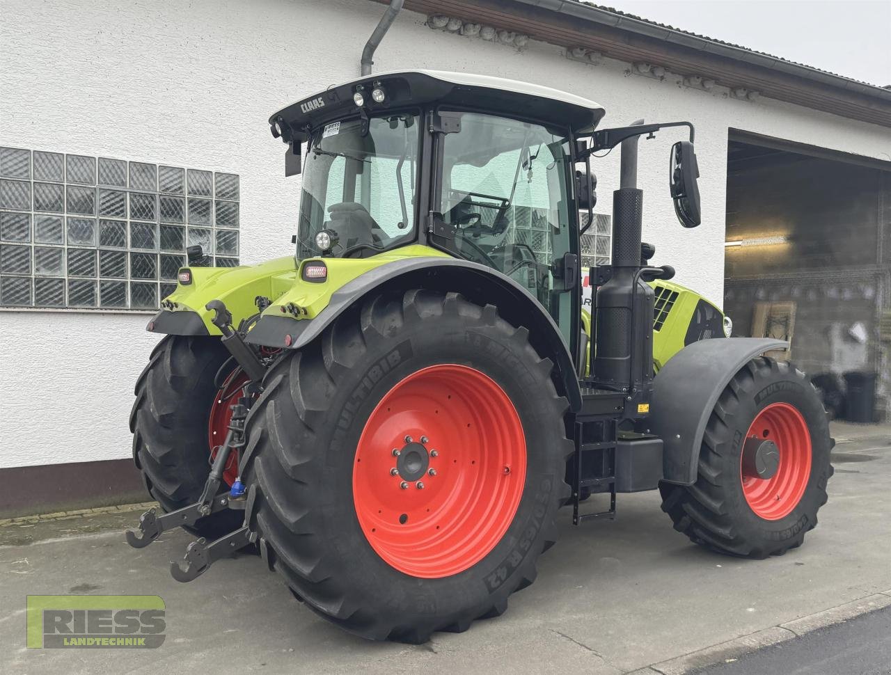 Traktor des Typs CLAAS ARION 660 CMATIC CEBIS, Gebrauchtmaschine in Homberg (Ohm) - Maulbach (Bild 10)