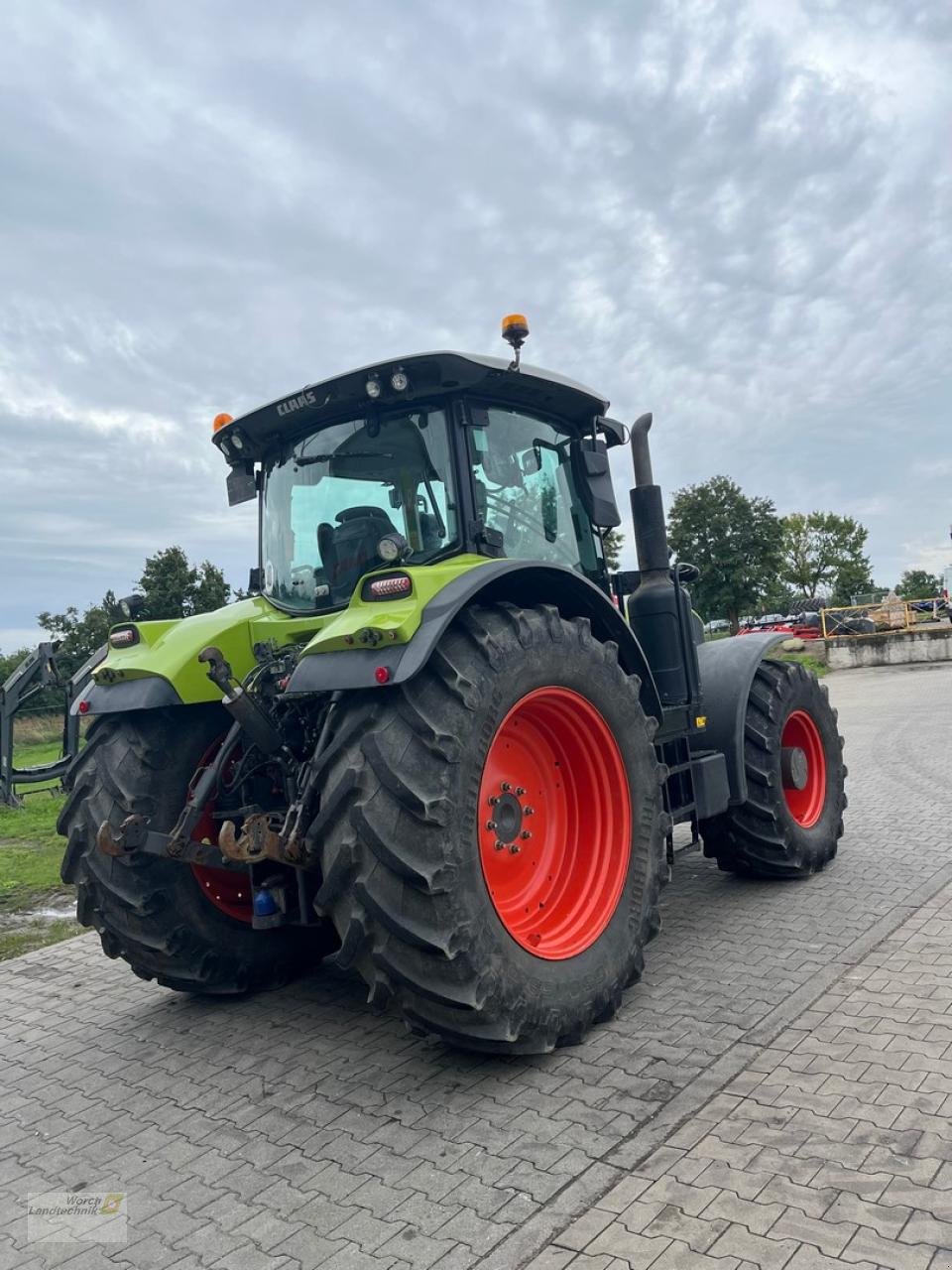 Traktor of the type CLAAS Arion 660 CMatic CEBIS, Gebrauchtmaschine in Schora (Picture 5)