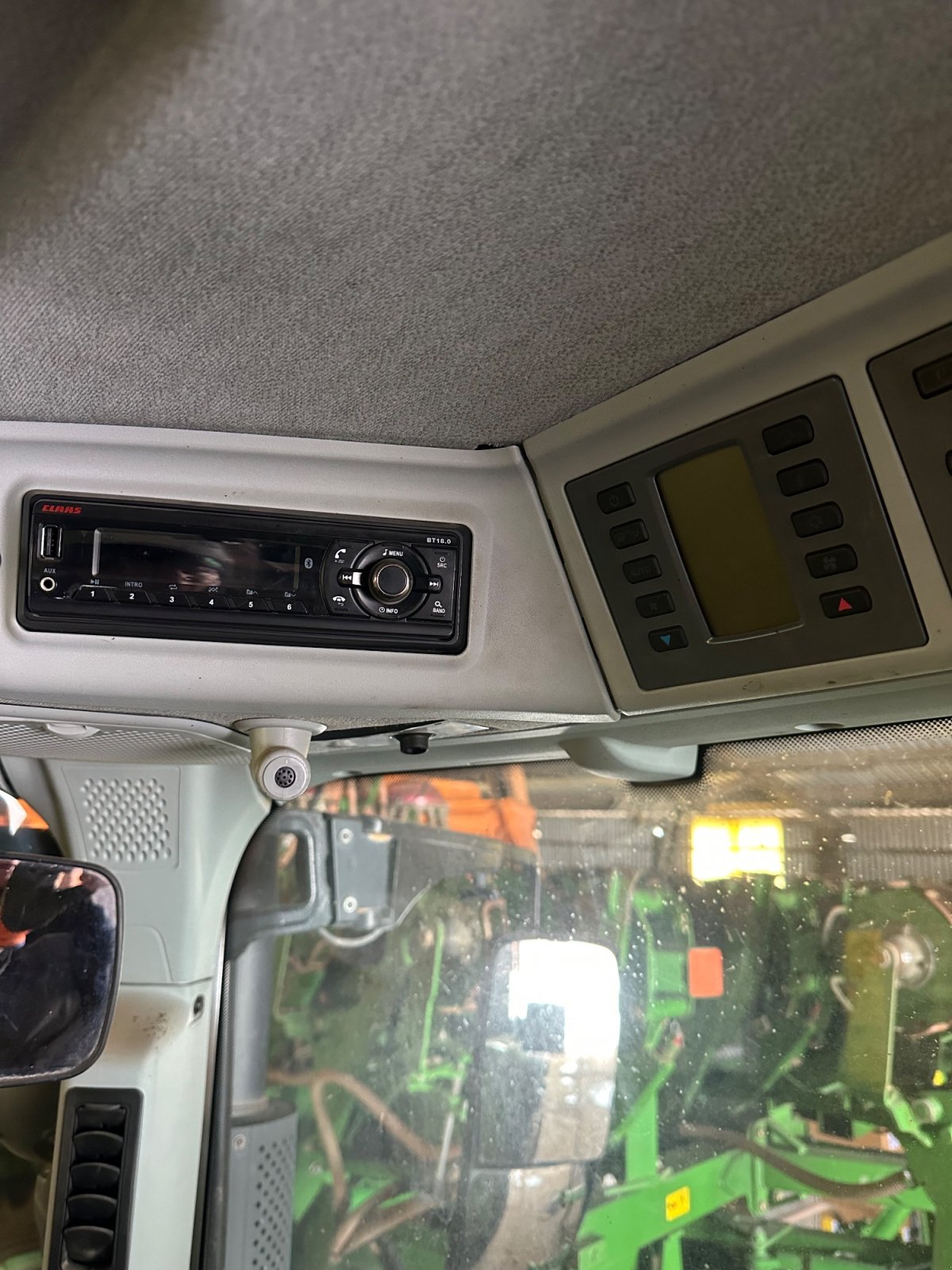 Traktor типа CLAAS ARION 660 CMATIC CEBIS, Gebrauchtmaschine в Apolda (Фотография 16)