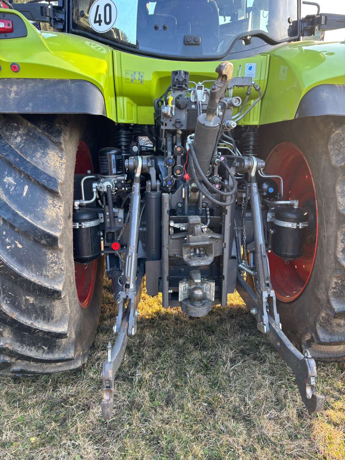 Traktor a típus CLAAS ARION 660 CMATIC CEBIS, Gebrauchtmaschine ekkor: Schwäbisch Gmünd (Kép 8)