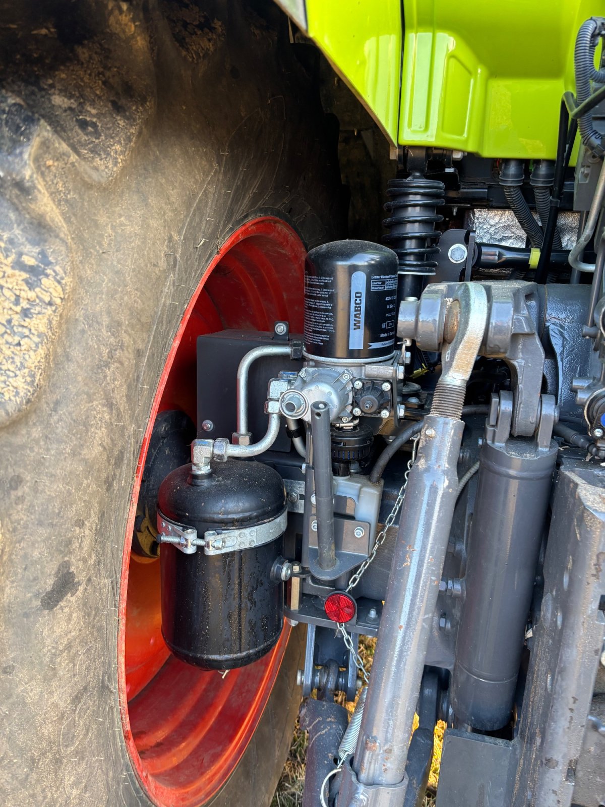 Traktor a típus CLAAS ARION 660 CMATIC CEBIS, Gebrauchtmaschine ekkor: Schwäbisch Gmünd (Kép 11)