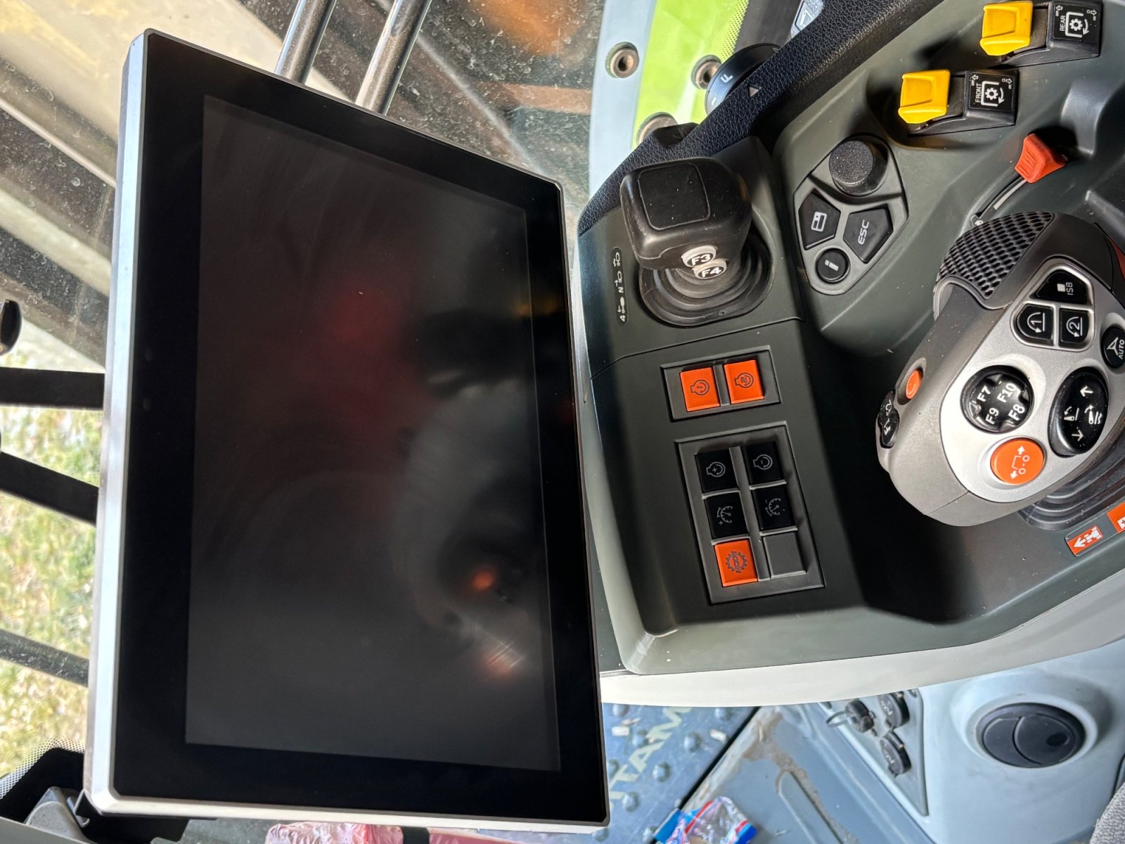 Traktor a típus CLAAS ARION 660 CMATIC CEBIS, Gebrauchtmaschine ekkor: Schwäbisch Gmünd (Kép 19)