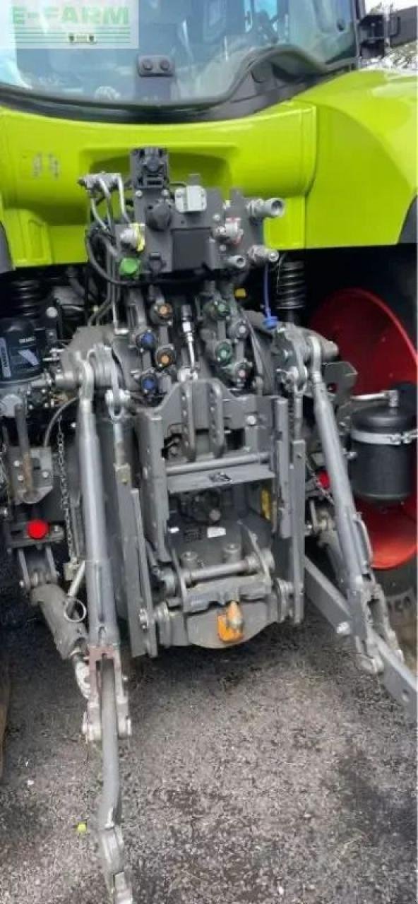 Traktor typu CLAAS arion 660 cmatic cis+ CMATIC CIS+, Gebrauchtmaschine w SAINTE-GENEVIÈVE-SUR-ARGENCE (Zdjęcie 5)