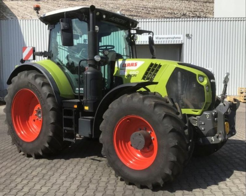 Traktor of the type CLAAS ARION 660 CMATIC FOCUS, Gebrauchtmaschine in Landsberg (Picture 4)