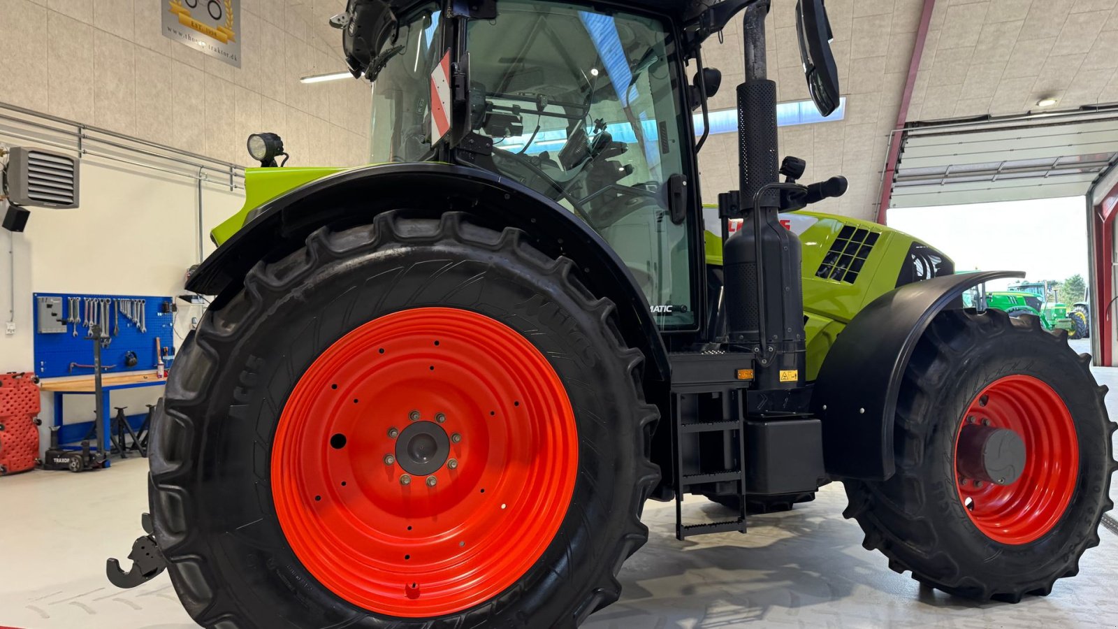 Traktor tipa CLAAS ARION 660 CMATIC KUN 1500 TIMER!, Gebrauchtmaschine u Nørager (Slika 11)