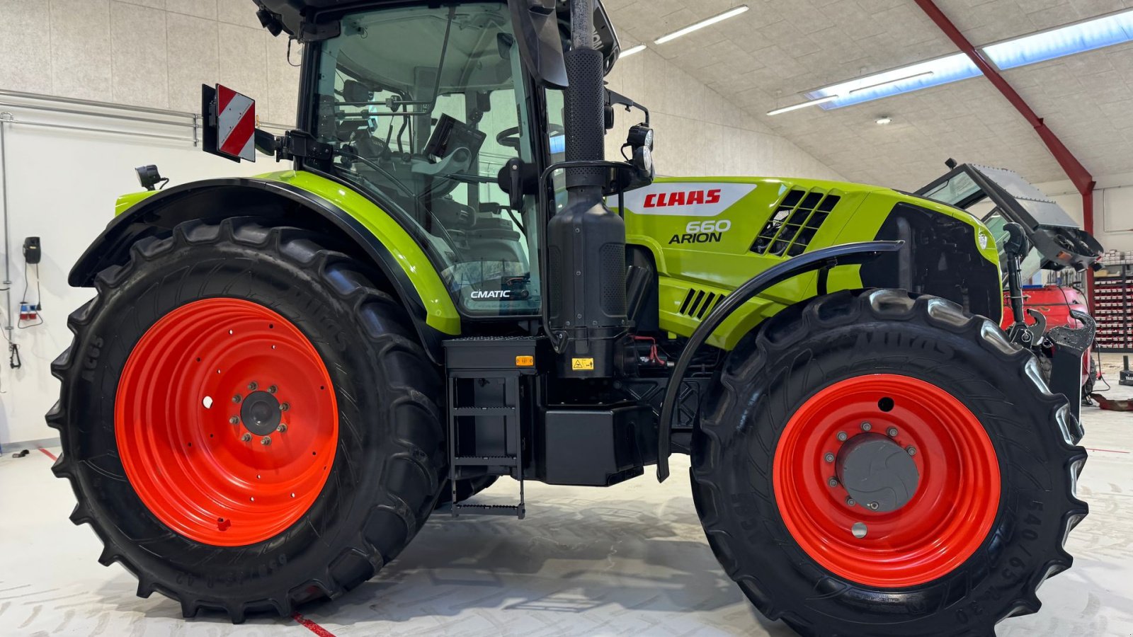Traktor tipa CLAAS ARION 660 CMATIC KUN 1500 TIMER!, Gebrauchtmaschine u Nørager (Slika 9)