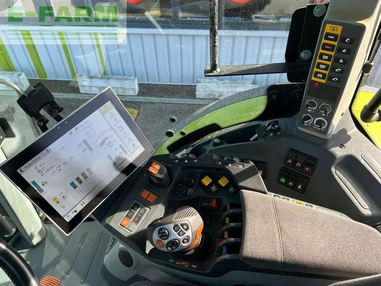 Traktor a típus CLAAS arion 660 cmatic privilege, Gebrauchtmaschine ekkor: BLENDECQUES (Kép 9)