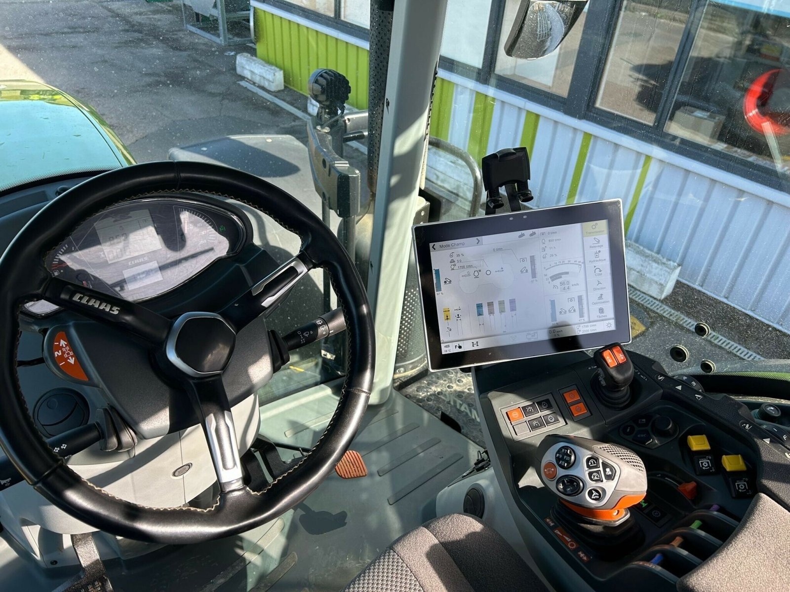 Traktor Türe ait CLAAS ARION 660 CMATIC PRIVILEGE, Gebrauchtmaschine içinde BEAUVOIS (resim 8)