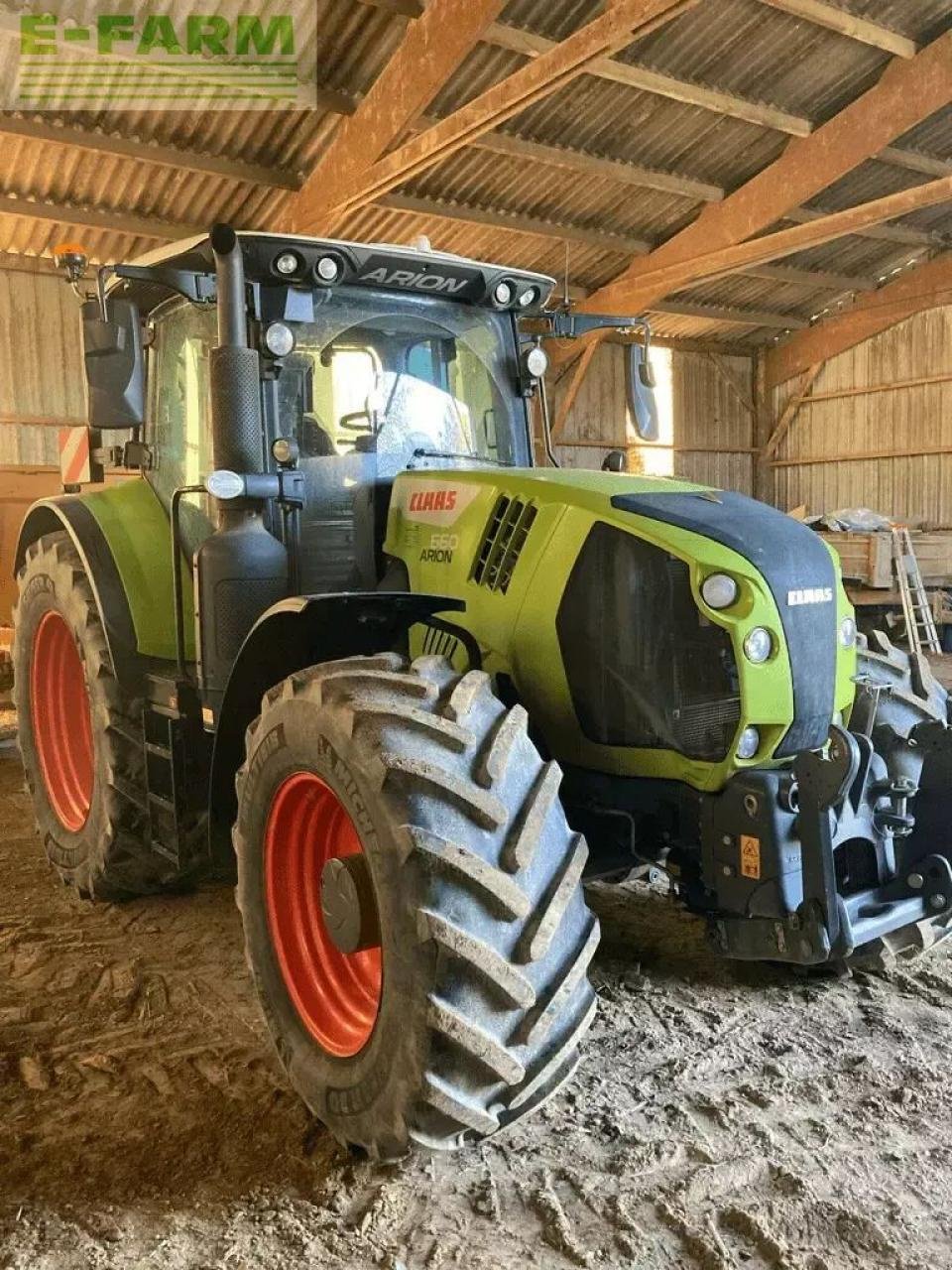 Traktor des Typs CLAAS arion 660 cmatic s5 tradition, Gebrauchtmaschine in PLOUIGNEAU (Bild 3)