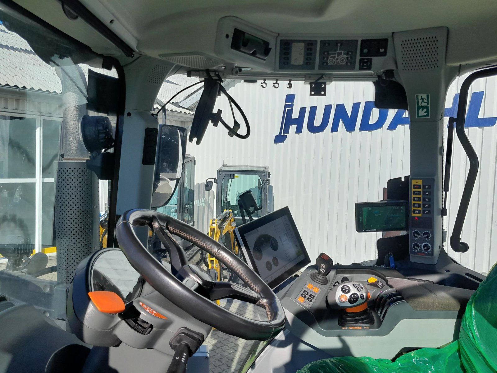 Traktor типа CLAAS ARION 660 CMATIC, Gebrauchtmaschine в Thisted (Фотография 6)