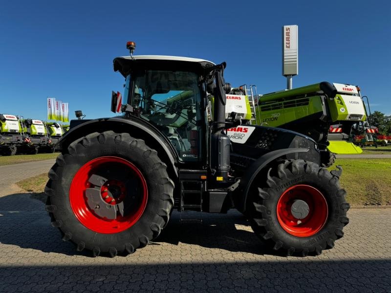 Traktor of the type CLAAS ARION 660 CMATIC, Gebrauchtmaschine in Hockenheim (Picture 8)