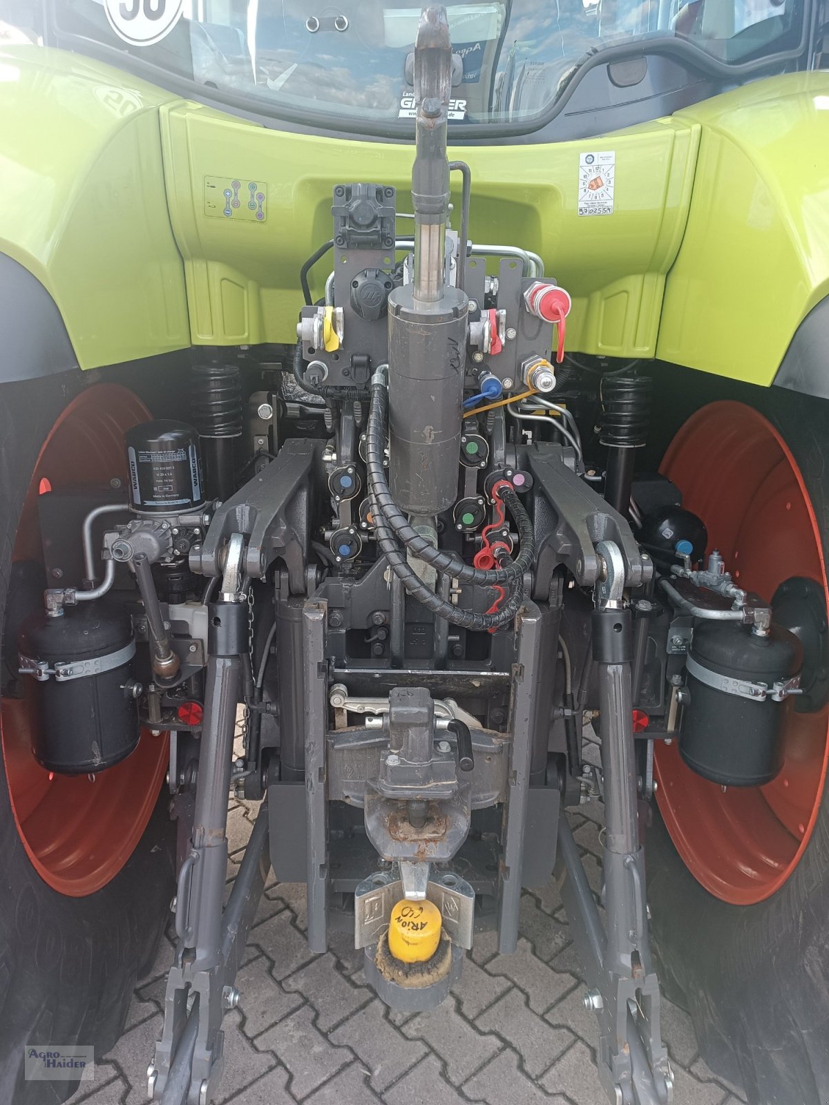 Traktor del tipo CLAAS Arion 660 CMATIC, Gebrauchtmaschine en Moosthenning (Imagen 7)