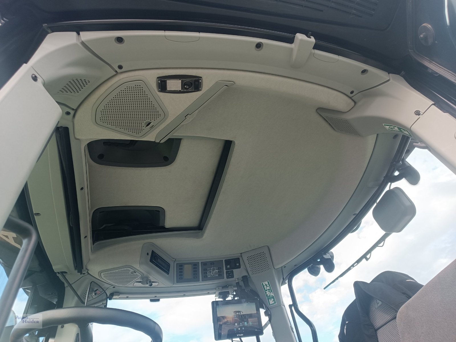 Traktor del tipo CLAAS Arion 660 CMATIC, Gebrauchtmaschine en Moosthenning (Imagen 10)