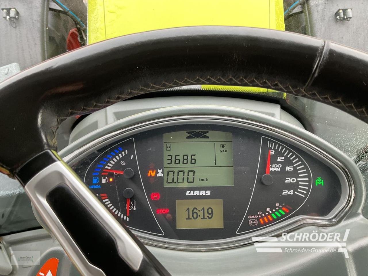 Traktor van het type CLAAS ARION 660 CMATIC, Gebrauchtmaschine in Wildeshausen (Foto 14)