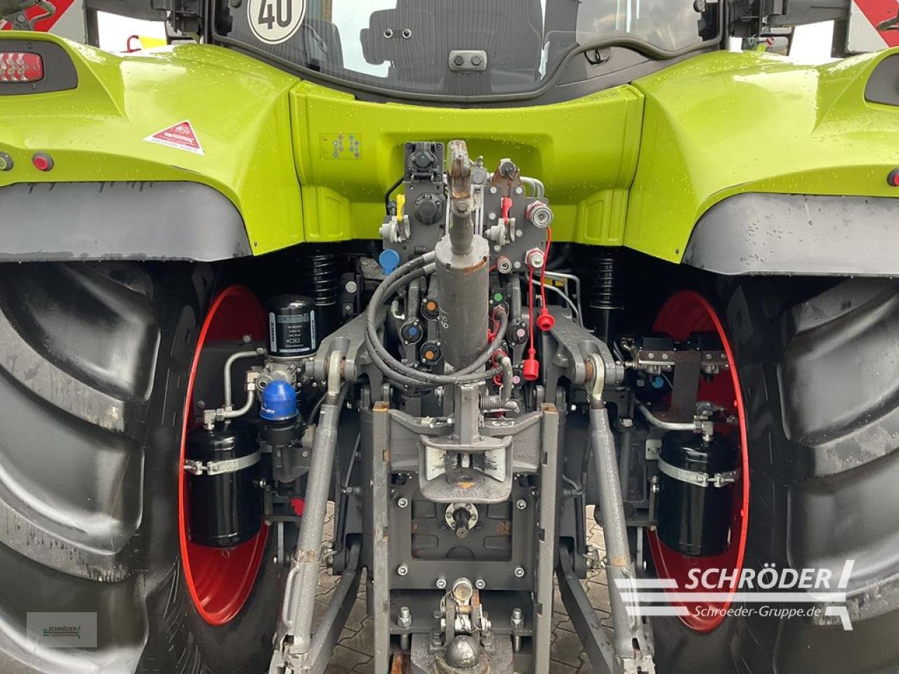 Traktor van het type CLAAS ARION 660 CMATIC, Gebrauchtmaschine in Wildeshausen (Foto 17)