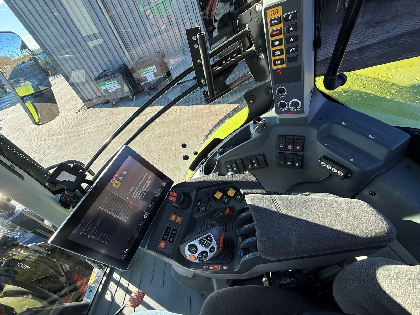 Traktor типа CLAAS Arion 660 CMATIC, Gebrauchtmaschine в Zetel (Фотография 18)