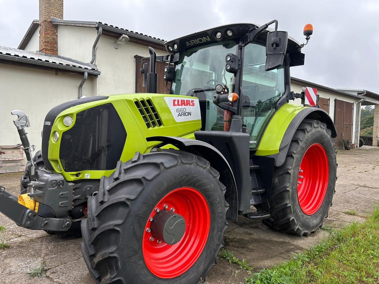 Traktor del tipo CLAAS Arion 660 mit Frontzapfwelle, Gebrauchtmaschine en Pragsdorf (Imagen 3)