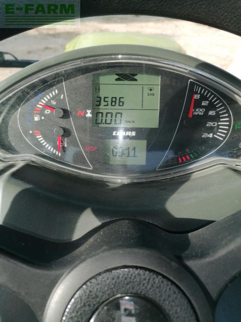 Traktor van het type CLAAS ARION 660 St4 CMATIC, Gebrauchtmaschine in Hamburg (Foto 16)