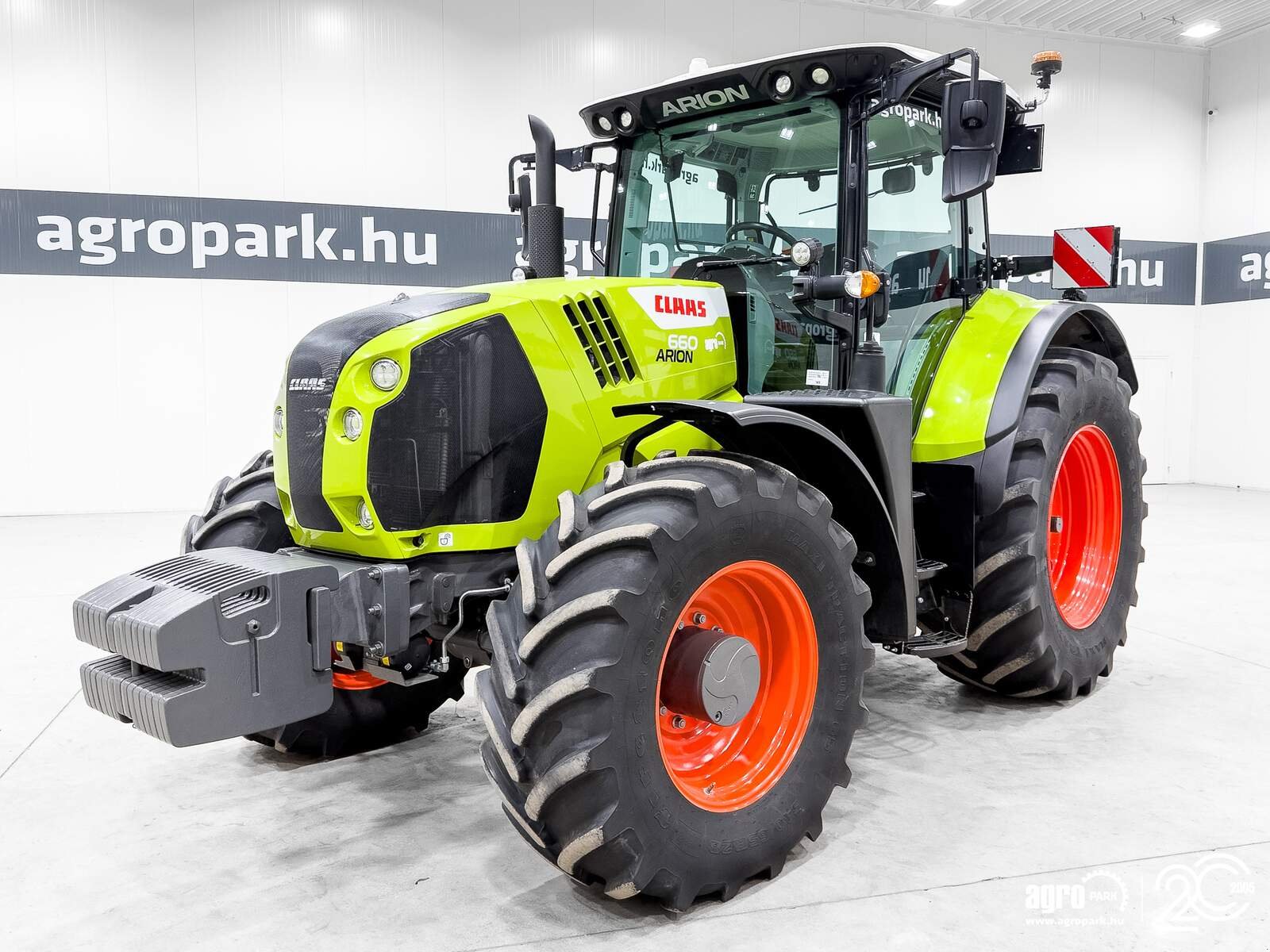 Traktor типа CLAAS ARION 660, Gebrauchtmaschine в Csengele (Фотография 1)