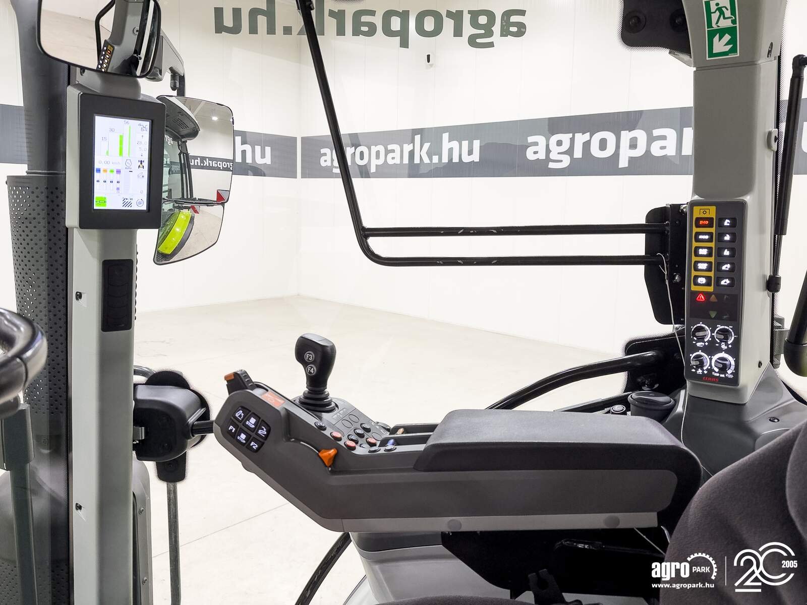 Traktor типа CLAAS ARION 660, Gebrauchtmaschine в Csengele (Фотография 12)