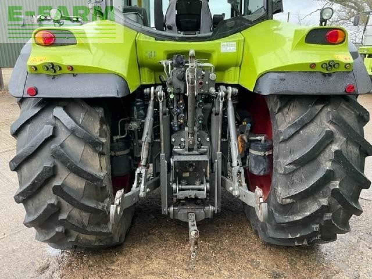 Traktor типа CLAAS ARION 660CIS+, Gebrauchtmaschine в LUTON (Фотография 5)