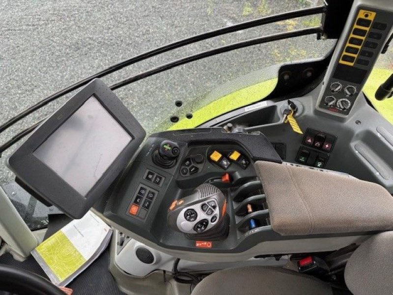 Traktor van het type CLAAS Arion 850, Gebrauchtmaschine in CASTRES (Foto 9)