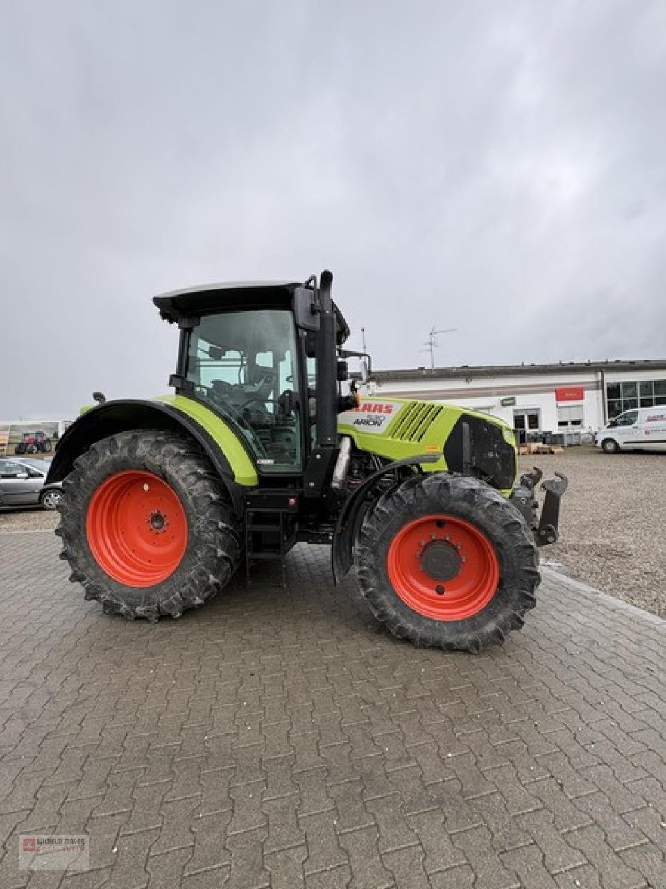 Traktor типа CLAAS ARION, Gebrauchtmaschine в Gottenheim (Фотография 2)