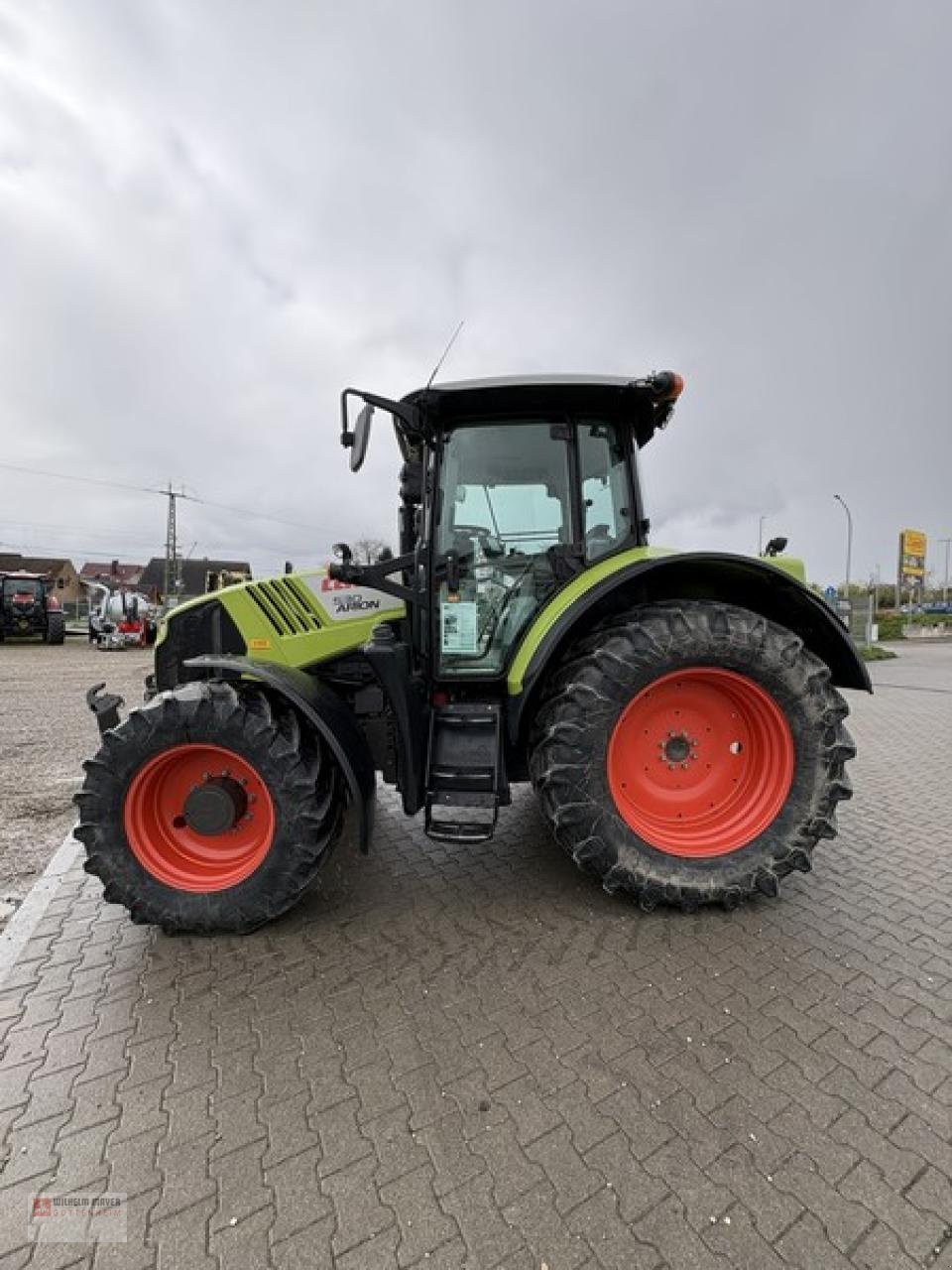Traktor типа CLAAS ARION, Gebrauchtmaschine в Gottenheim (Фотография 4)