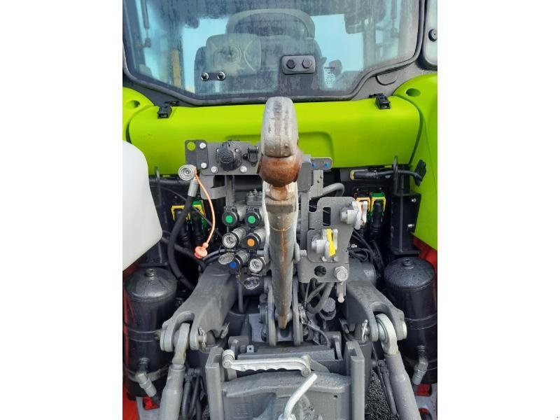 Traktor del tipo CLAAS ARION410, Gebrauchtmaschine en ANTIGNY (Imagen 9)