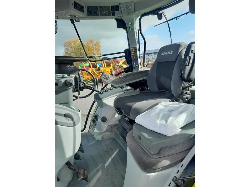 Traktor типа CLAAS ARION610, Gebrauchtmaschine в ANTIGNY (Фотография 10)